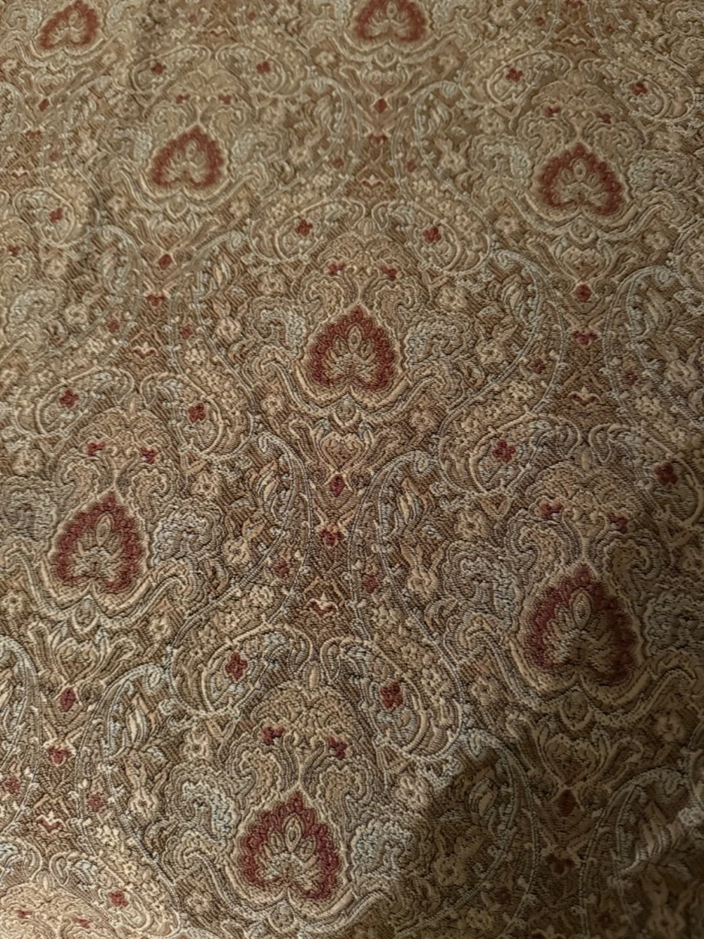 Custom-made elegant traditional